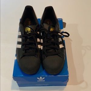 Adidas superstar foundation